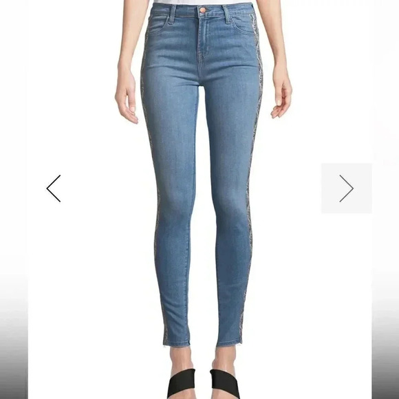 J Brand | Maria High-Rise Skinny Jeans with Snake-Print Panels - Picture 3 of 13